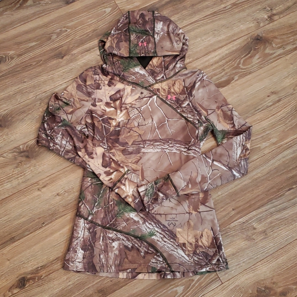 Under armour camo hoodie